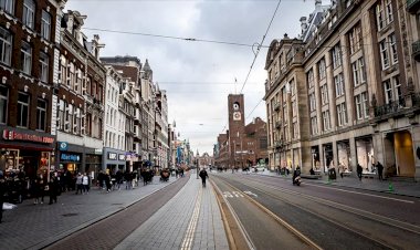 Hollanda'da Kovid-19 önlemleri gevşetiliyor