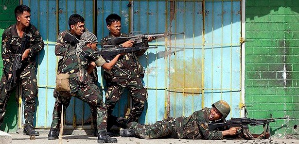 Filipinler'de Ebu Seyyaf ile çatışmada 11 asker öldü
