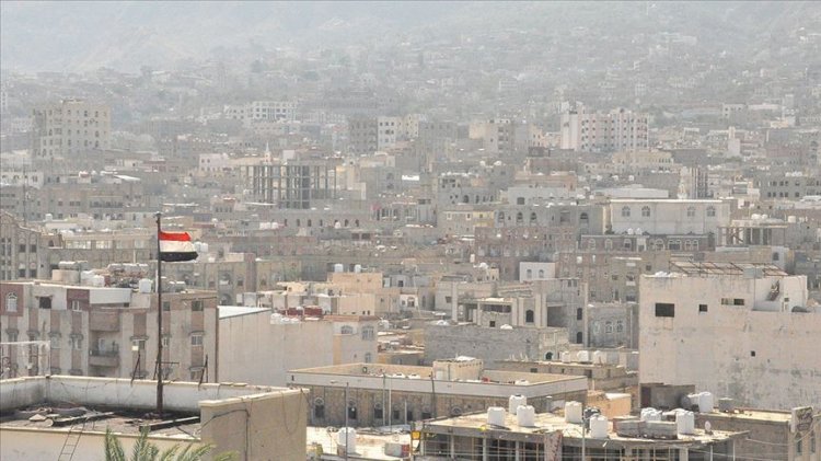 Suudi Arabistan uçakları gümrük kontrol noktasına saldırdı