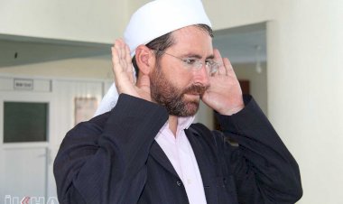 Camilerin covid 19 nedeniyle kapalı olmasından dolayı bayram namazı evde nasıl icra edilebilir