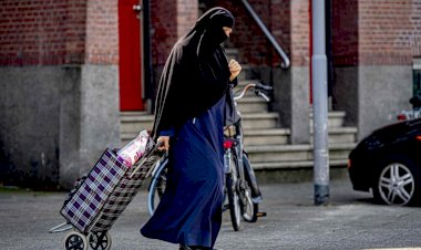 Hollanda'da maske zorunluluğu, burka yasağını yeniden gündeme getirdi