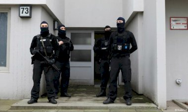 Berlin polisinden radikal İslamcı iddiasıyla ev baskınları