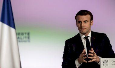Macron'dan Müslümanları daha da baskı altında tutmaya yönelik yeni yasalar