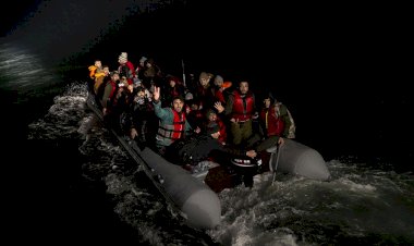 'Yunanistan'ın denize ittiği her botun suçlusu Avrupa'