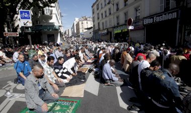 Yasak mahkemeden döndü: İsveç'te Müslümanlar mesai saatlerinde namazlarını kılabilecek