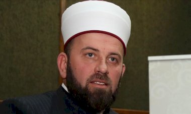 Karadağ İslam Birliği Başkanı Fejzic'ten Charlie Hebdo'nun karikatürlerine kınama