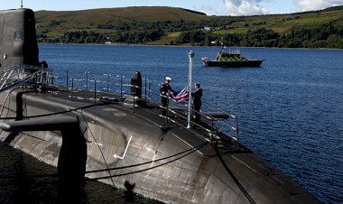 İngiltere'nin nükleer denizaltı üssünde casus bot bulundu