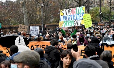 Fransa'da güvenlik yasa tasarısıyla artan İslamofobi protesto edildi