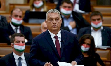 Macaristan'da eşcinsellerin evlat edinmesi yasaklandı