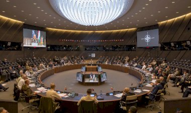 NATO'dan Afganistan için olağanüstü toplantı