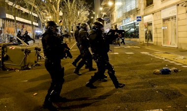 İspanya'da gösterilerde 33 kişi yaralandı,15 kişi gözaltına alındı
