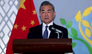 Çin'den ABD'ye 'ticaret kısıtlamalarını kaldırma ve iç işlerine karışmama' çağrısı