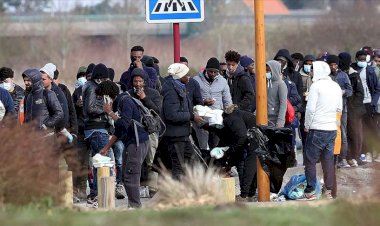 Fransa'nın 'istemediği' göçmenler yaşam mücadelesi veriyor