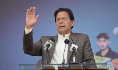 Pakistan Başbakanı Han parlamentodan güvenoyu aldı