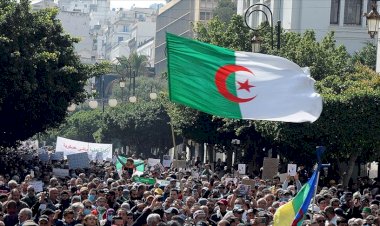 Cezayir'de erken seçim 12 Haziran'da düzenlenecek