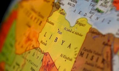 Libya'nın güneyindeki Ubari kentine 4 hava saldırısı düzenlendi