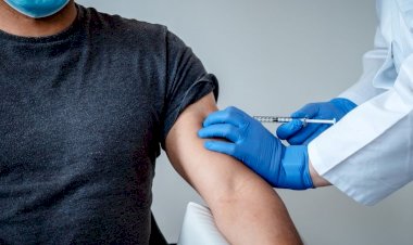 Hollanda, Oxford-AstraZeneca aşısının kullanımını geçici olarak durdurdu