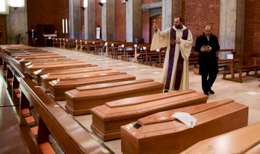 ABD birinciliği bırakmıyor: Kovid-19'dan ölenlerin sayısı 535 bin 657'ye yükseldi