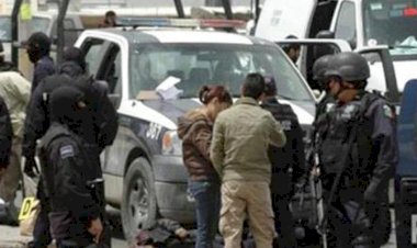 Meksika'da polis konvoyuna saldırı: 13 ölü