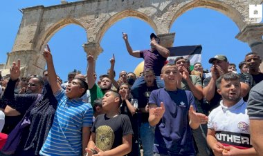 Kudüslü gençler: Allah'a yemin olsun ki 'Peygamberimizin onurunu ve Kudüs'ü gözümüz gibi koruyacağız'