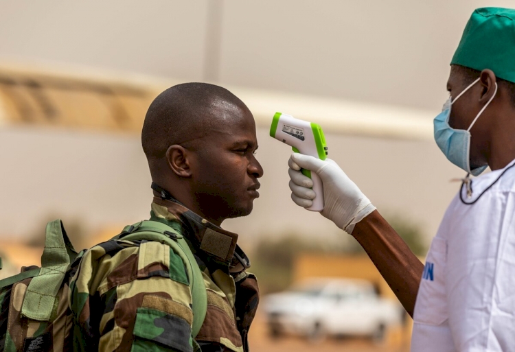 Senegal'da kuvet komutanları COVID-19'a yakalandı