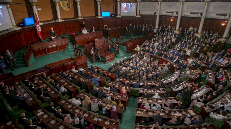 Tunus Cumhurbaşkanı Said partilerden başbakan adaylarını sunmalarını istedi