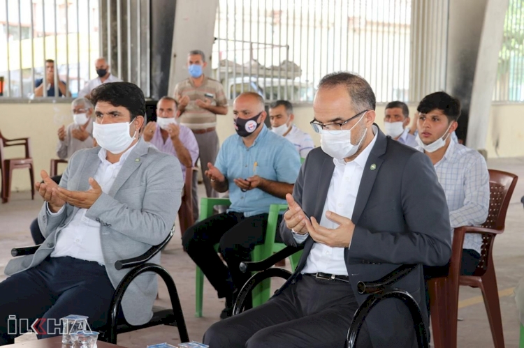 HÜDA PAR Genel Başkanı Sağlam, Abdulkadir Üstündağ’ın taziyesine katıldı