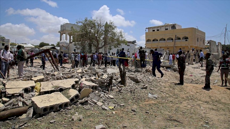 Somali'de otele bombalı saldırı