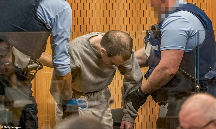 İslam düşmanı terörist Tarrant'a ömür boyu hapis cezası