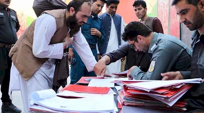 Afganistan hükümeti ile Taliban arasında mahkum takası tamamlandı