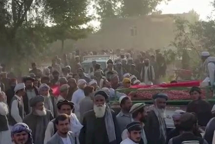 Afganistan'da ordu sivilleri vurdu