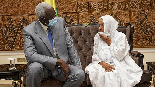 Mali'de serbest kalan Fransız aktivist, Müslüman olduğunu açıkladı