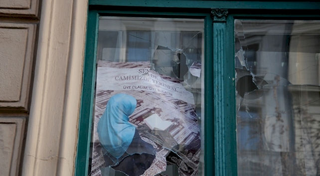 Berlin'de camiye saldırı