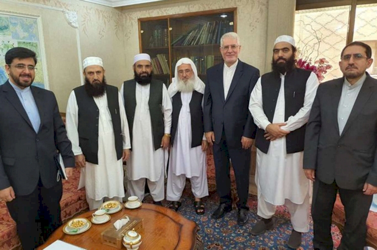 Taliban'dan İran'ın Katar Büyükelçiliği'ne taziye ziyareti