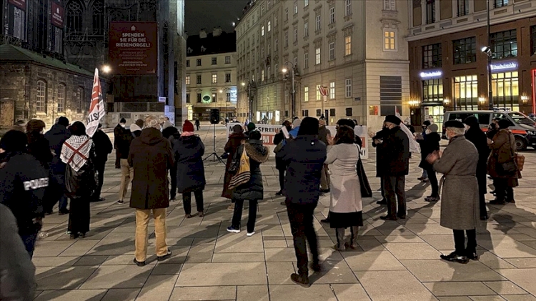 Avusturya’da Müslümanların haklarını kısıtlayacağı düşünülen 'terörle mücadele yasa tasarısı'na protesto