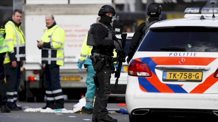 Hollanda'da Kovid-19 test merkezi yakınında patlama
