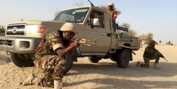 Nijerya'da askerlere saldırı: 8 ölü