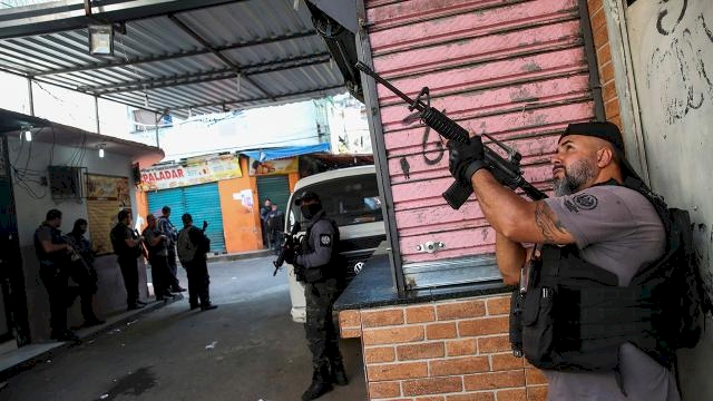 Brezilya'da uyuşturucu kaçakçılarına operasyon: 25 ölü