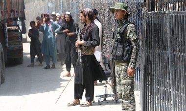 Pakistan'dan 'Afganistan sınırındaki her türlü duruma hazırız' mesajı