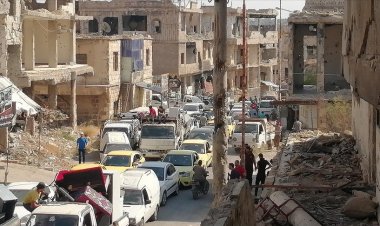 Suriye rejim güçleri Dera'ya yoğun saldırı başlattı