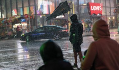 ABD'nin New York kentinde sel nedeniyle olağanüstü hal ilan edildi