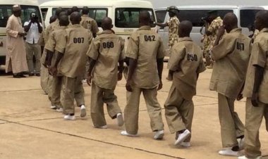 'Yaklaşık 6 bin Boko Haram militanı Nijerya ordusuna teslim oldu'