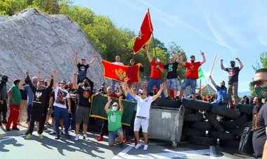 Sırp Ortodoks Kilisesi'nin tören için Cetinje'yi seçmesi tepki çekti