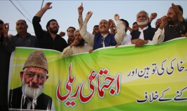 Keşmir'in önde gelen lideri Geylani'nin vefatının ardından ailesine 'ulus karşıtı faaliyette bulunma' suçlaması