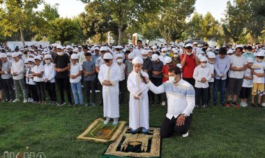 Batman’da binlerce çocuk namazla tanışmanın sevincini yaşadı