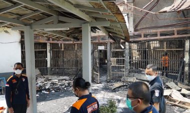 Endonezya’da hapishanede yangın: 41 ölü