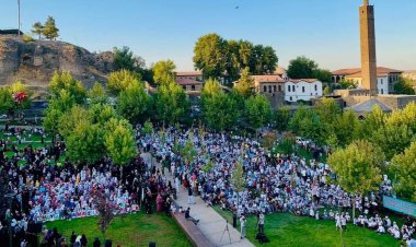 'Hayat Namazla Güzeldir' etkinliğinin finali Diyarbakır'da gerçekleşti