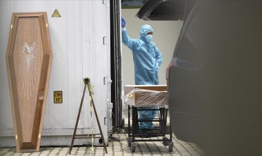 ABD'de Kovid-19 nedeniyle ölenlerin sayısı 700 bini geçti