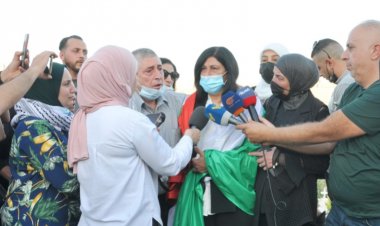 Heniyye ve el-Aruri özgürlüğüne kavuşan milletvekili Halide Cerrar’ı kutladı