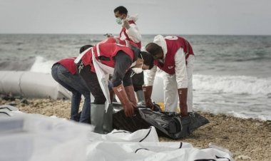 Libya'da 17 göçmenin cesedi sahile vurdu